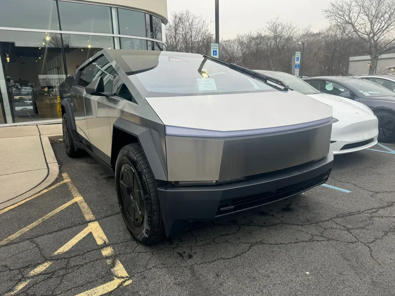 2024 Tesla Cybertruck