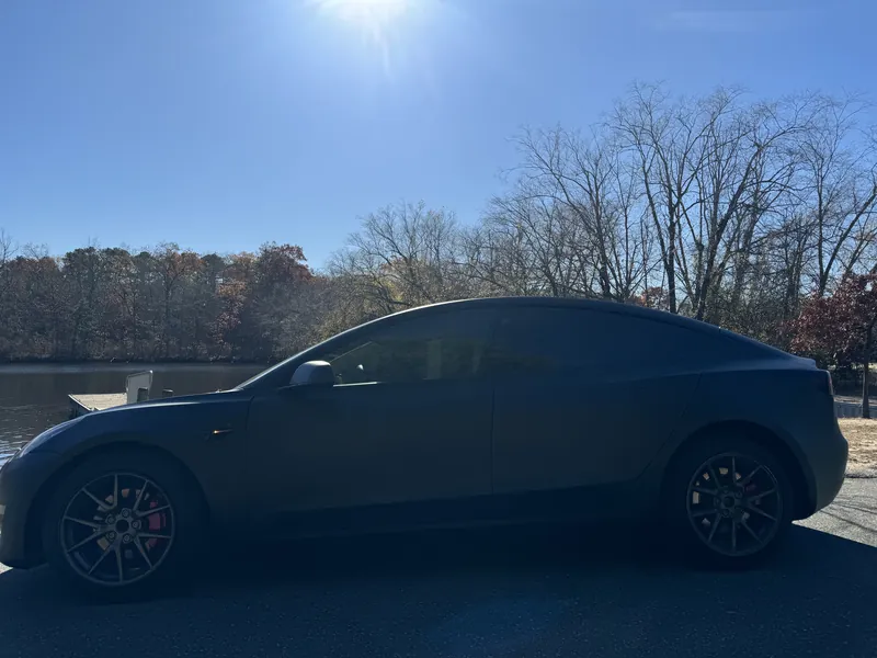 2023 Tesla Model 3 - Image 2