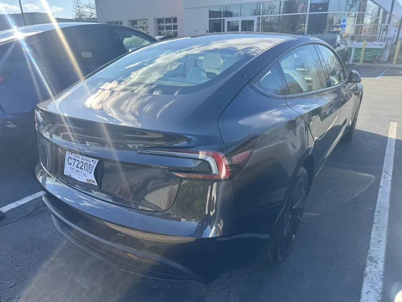 2025 Tesla Model 3 - Image 2