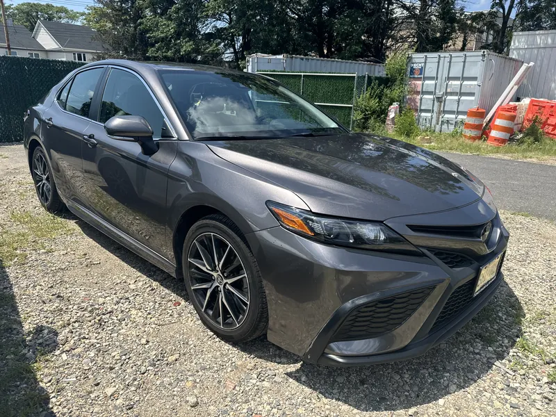 2022 Toyota Camry - Image 3